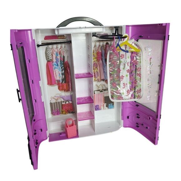 Barbie Fashionista Ultimate Closet Wardrobe Set With Doll & Accessories - Picture 3 of 7